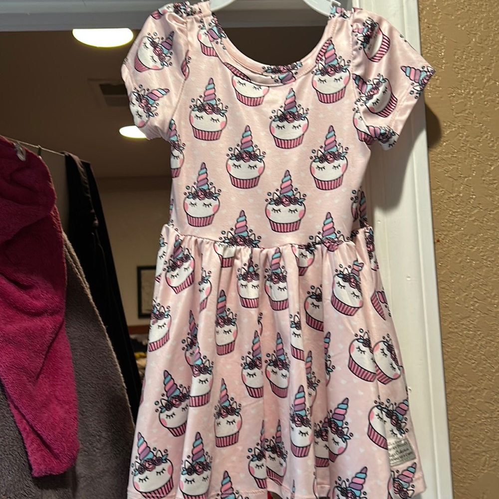 Charlie’s project dress unicorn cupcakes size 12/24 mo